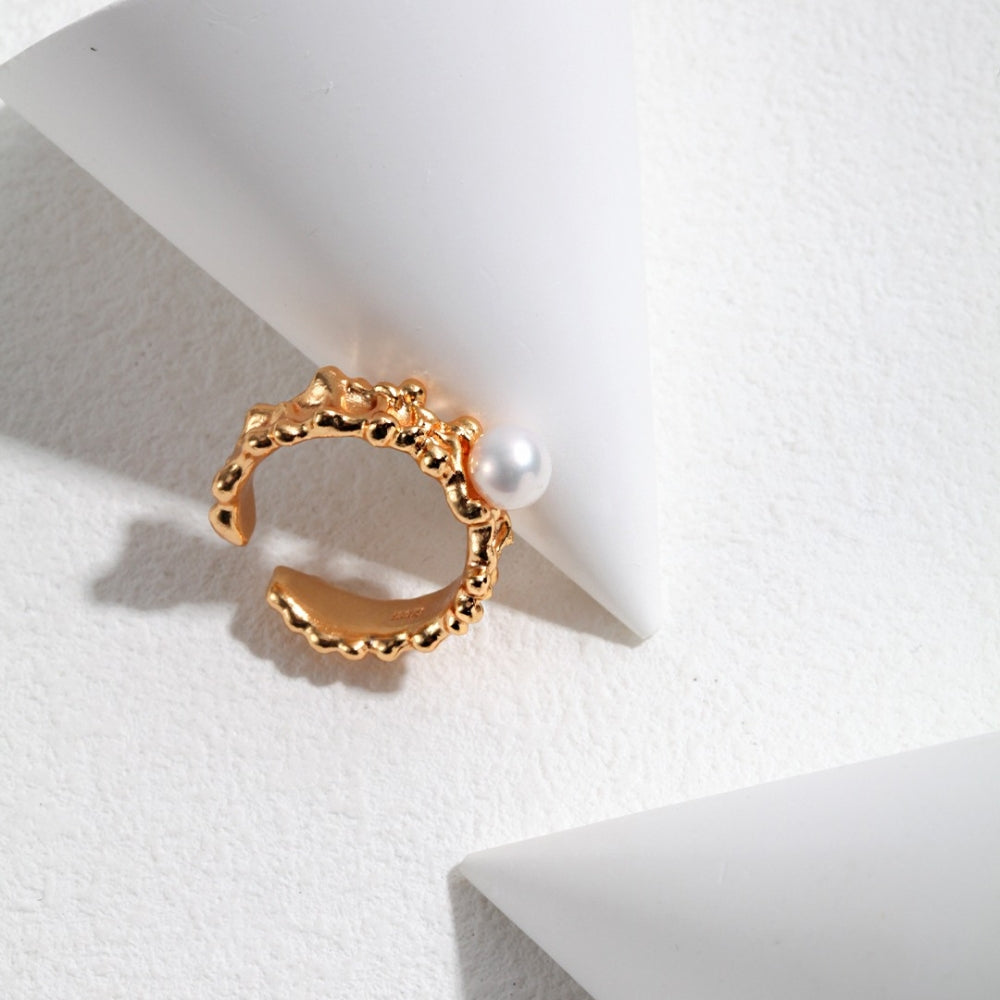 Vintage Gold Wave Pearl Ring