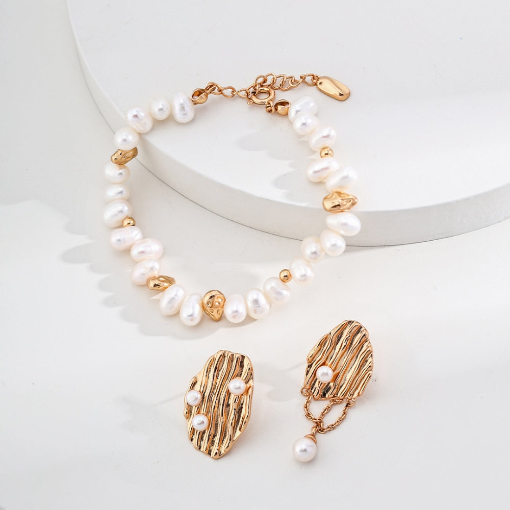Vintage Gold Petal Pearl Bracelet