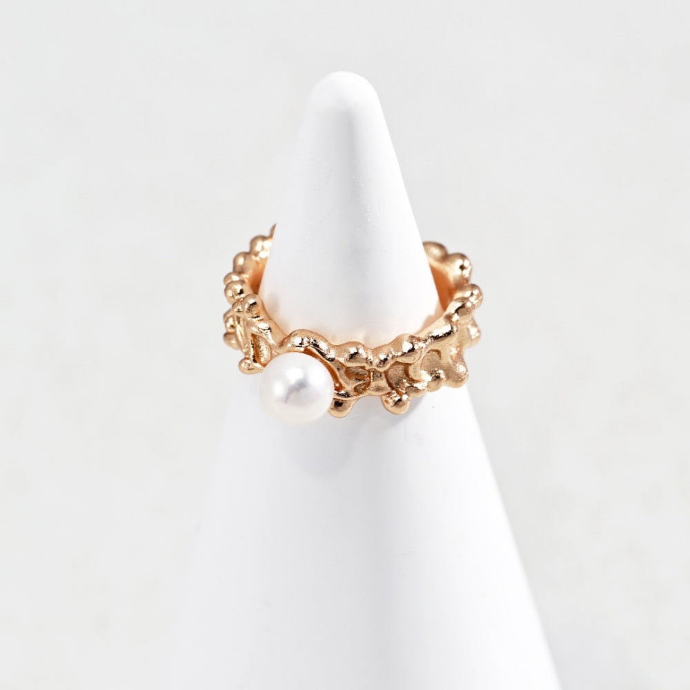 Vintage Gold Wave Pearl Ring