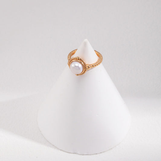 Swan Ring