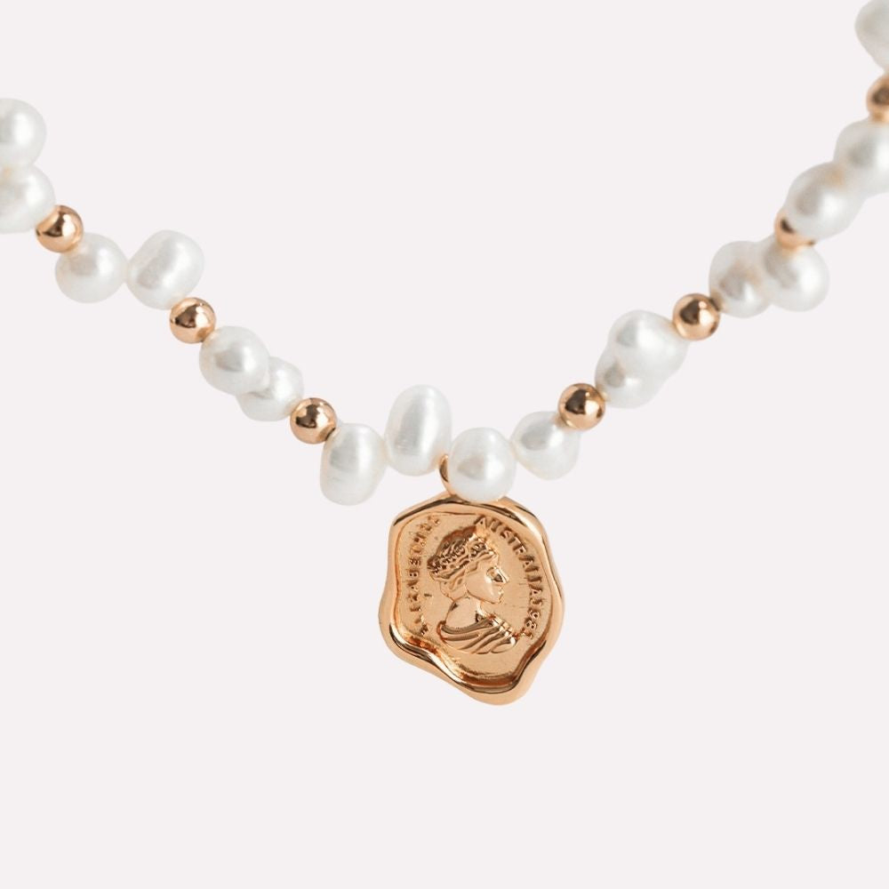 Queen Coin Pendant Necklace