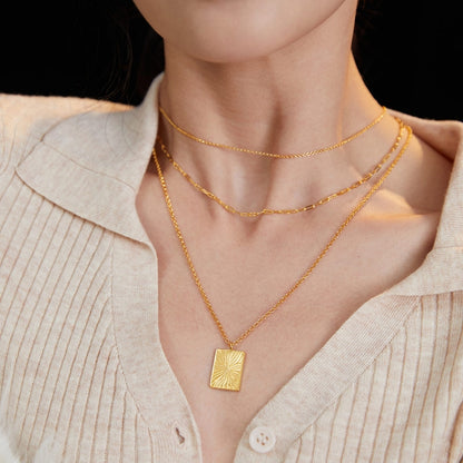 Vintage Gold Square Pendant Necklace