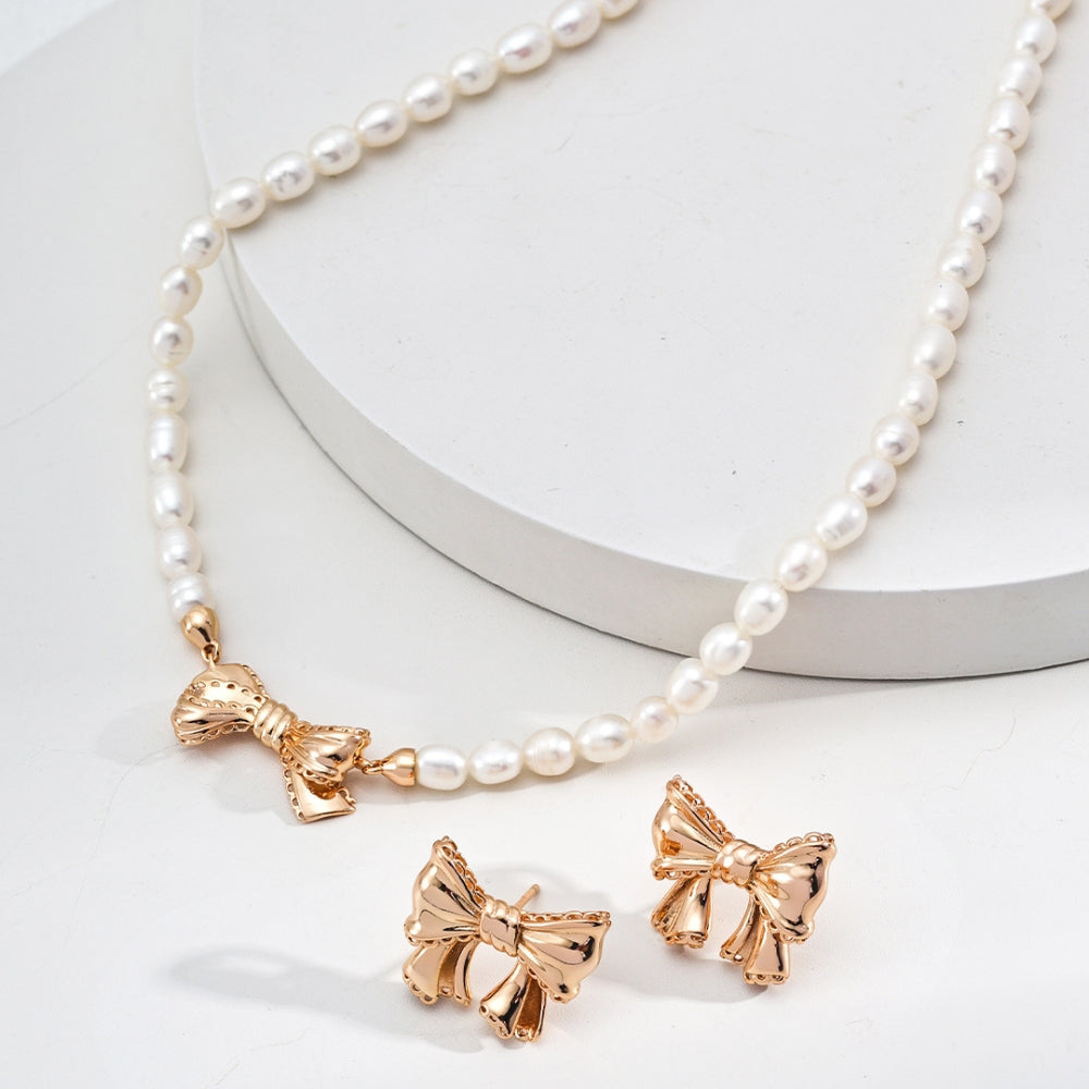 White Pearl Butterfly Knot Choker