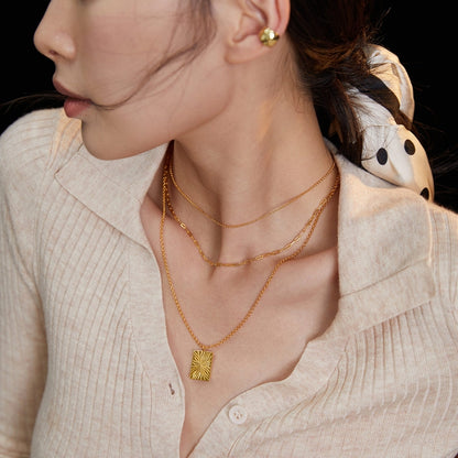 Vintage Gold Square Pendant Necklace