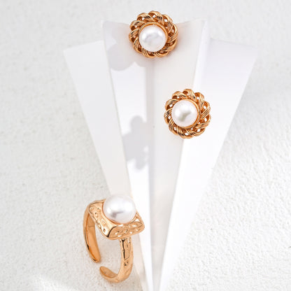 Vintage Gold Woven Pearl Stud Earrings