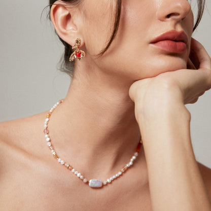 Roselight Pearl Necklace