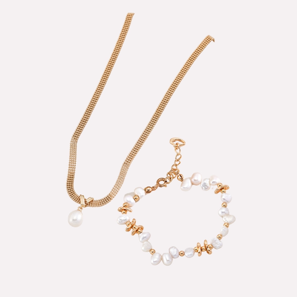 Vintage Gold Lace Pearl Necklace