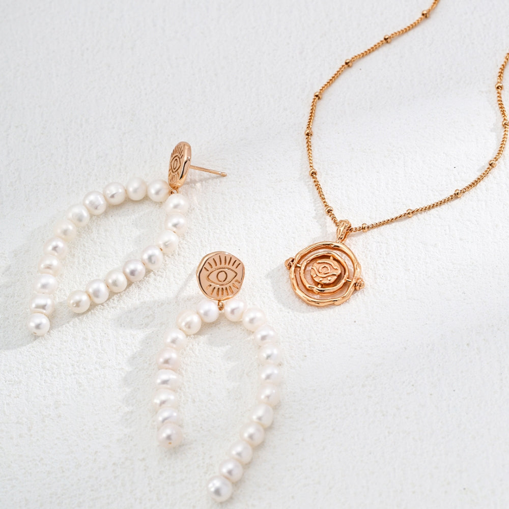 Vintage Gold Pearl Drop Earrings