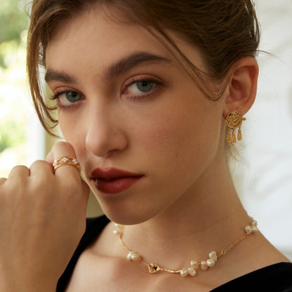Trifidon Earrings